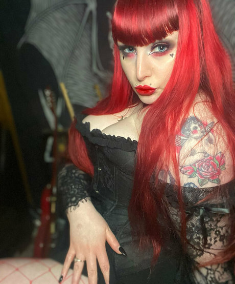 lunarmoonwitch13 high quality pornstar gallery