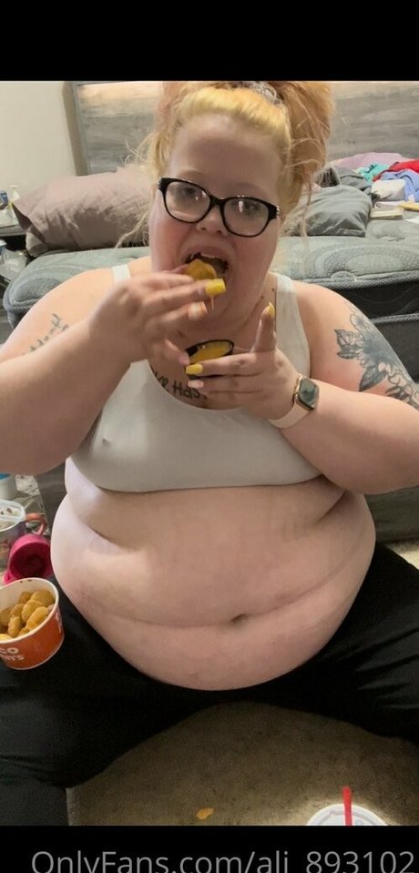 ali 893102 star pornographic archive