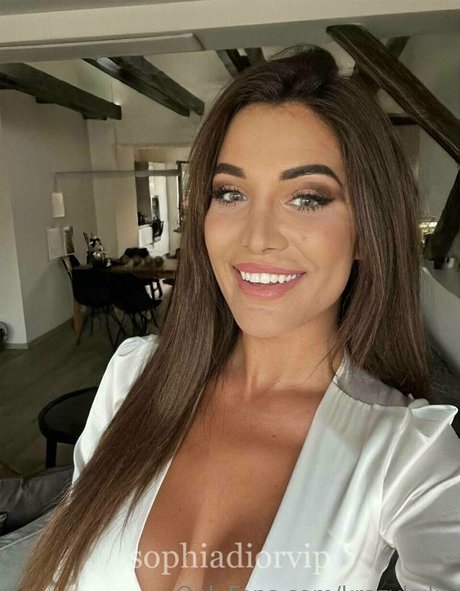 krazykylie perfect actress archive