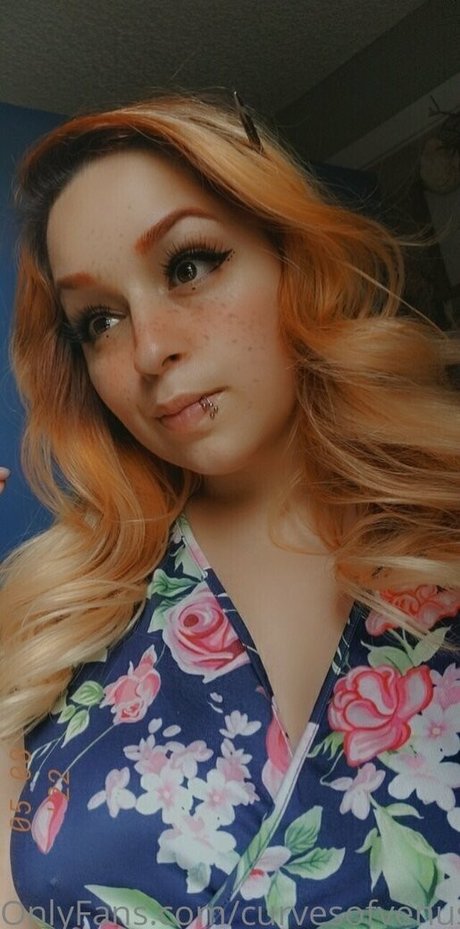 curvesofvenus exclusive star picture