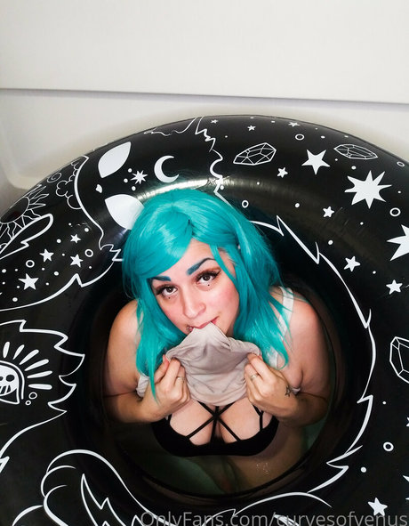 curvesofvenus pornographic star images