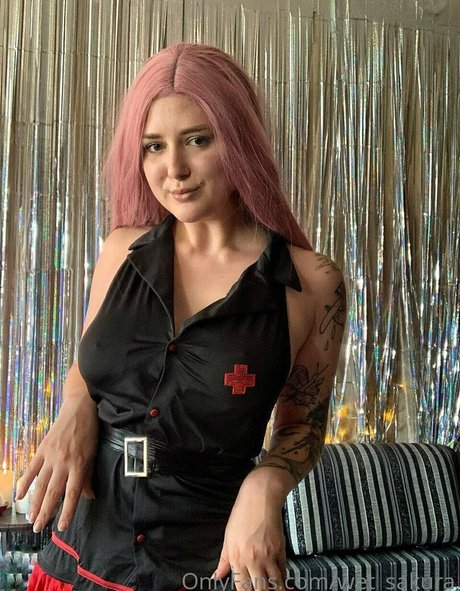 wet sakura naked star images