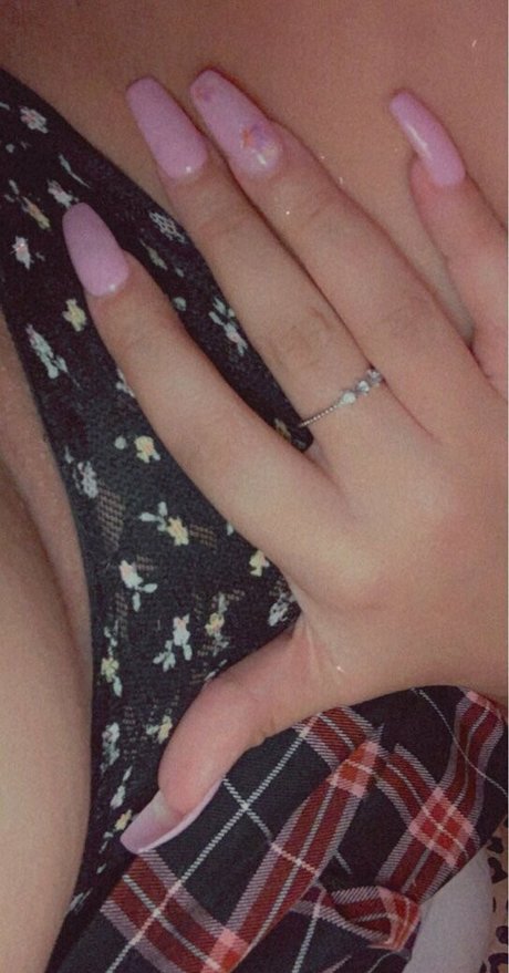 booouwu model top img