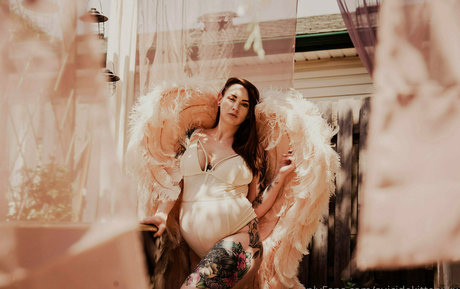 suicidekittenxxx pornstar naked pics