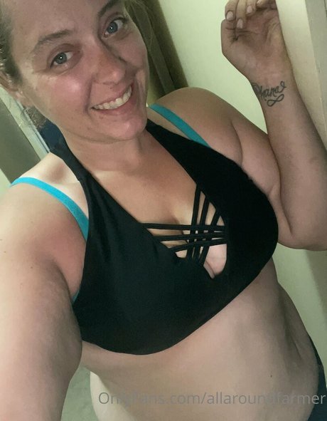 allaroundfarmer nude model photos