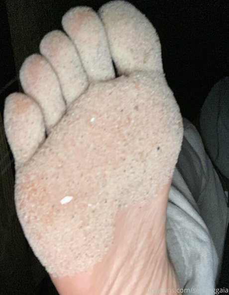 Serving Gaia nudes actress img