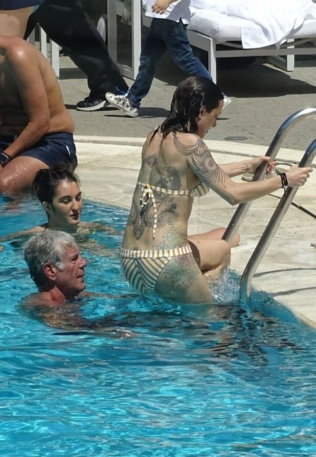 Asia Argento pornstar high quality archive