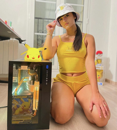 Lenna Vivas high quality star pic