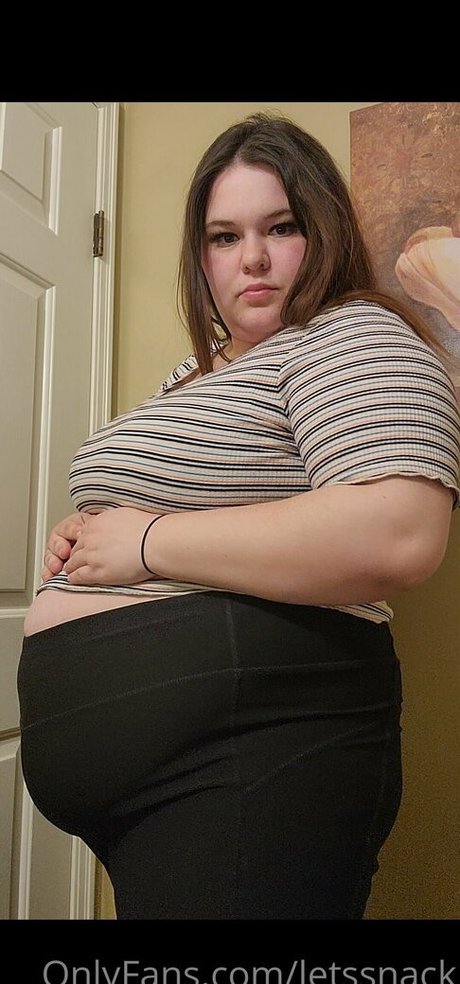 letssnack model top image