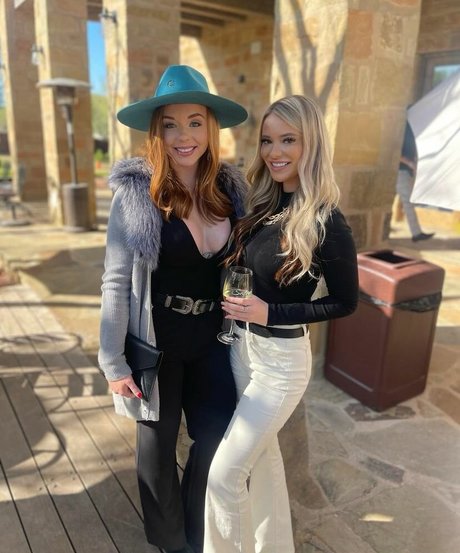 Avery Trail naked star picture