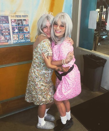 Avery Trail model naked pics