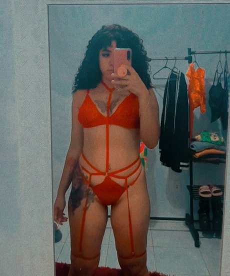 Isa Ferraz nudes model pictures