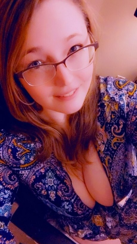 gurokitty sexy model pics