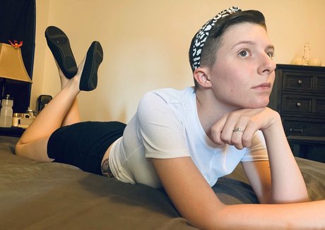 evieauburnfree hot star photos