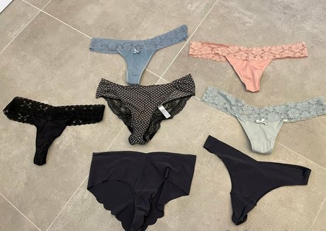 buttstrutt xxx pornstar img