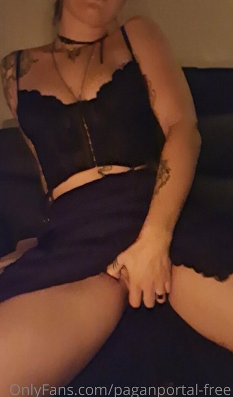 paganportal free erotic pornstar picture