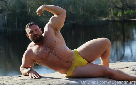 hugeandhung star exclusive photo