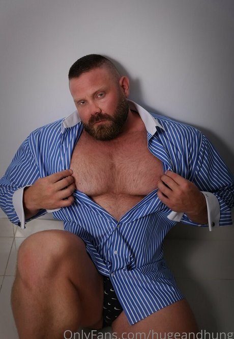 hugeandhung sex pornstar gallery