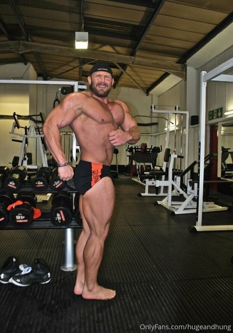 hugeandhung sex pornstar photos