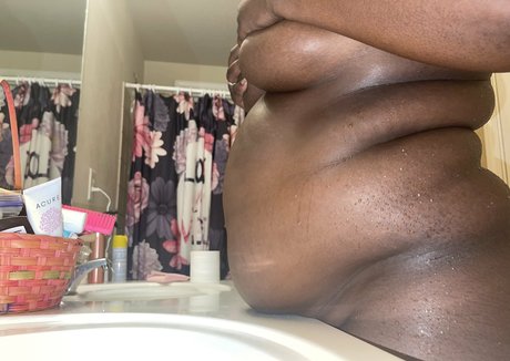 izzy back again model porn picture