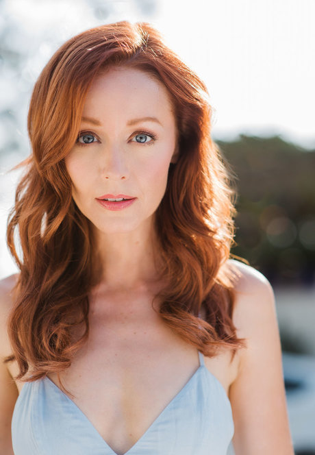 Lindy Booth free star photos
