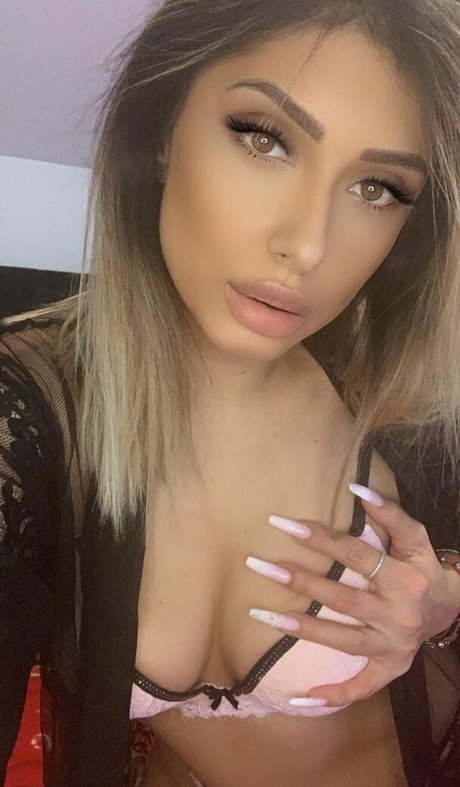 crystalnoir vip free pornstar photos