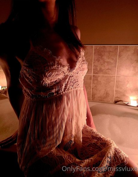 missvluxe actress pics