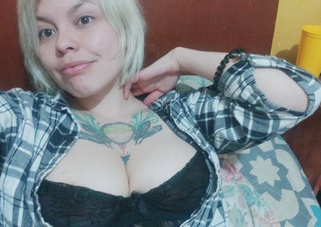 spacee bunny pornstar nude image