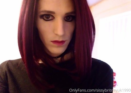 sissybritneyuk1990 erotic model pic