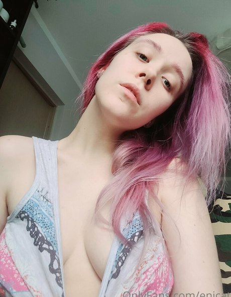 enicat hot pornstar gallery