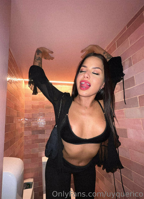 uyquerico naked pornstar photo