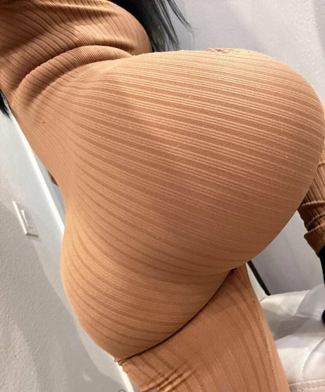 therealadrixx pornstar hd gallery