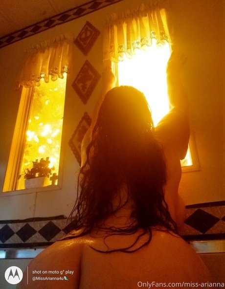 missarianna4u star free pics