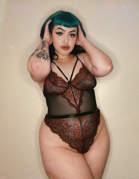 mothgremlin art model picture