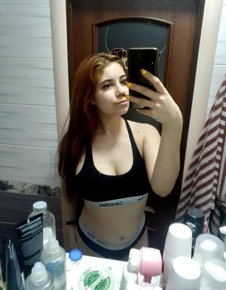 marywinter hot pornstar image