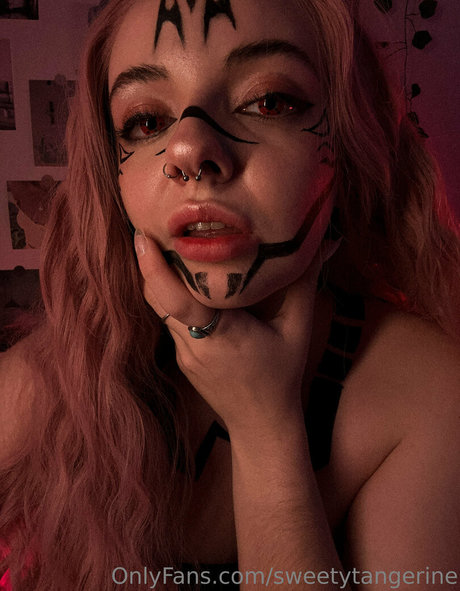 sweetytangerine star naked pic