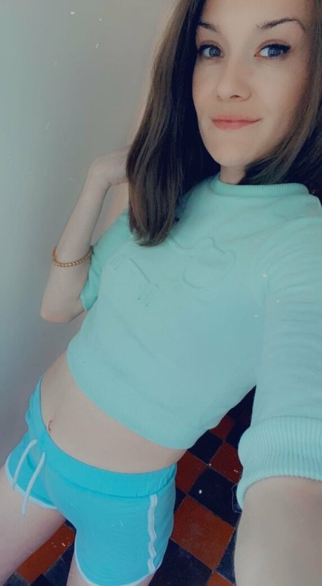 feedandbreed pretty star photo