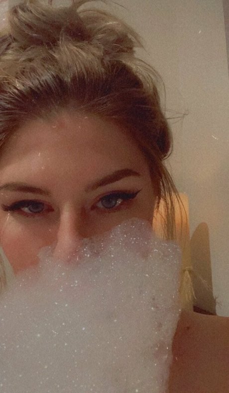 nudes plug pornstar hot image