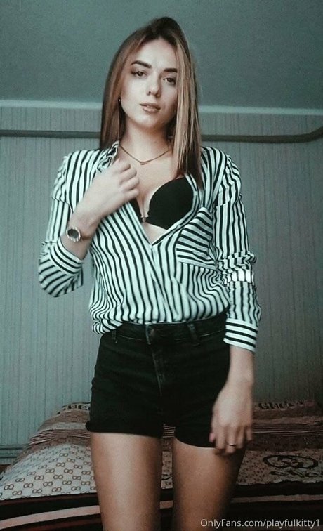 playfulkitty1 nude pornstar galleries