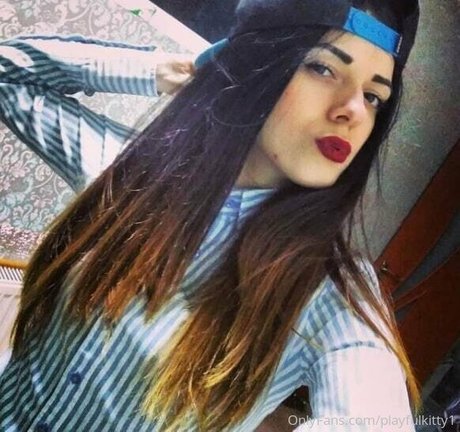 playfulkitty1 hot model archive