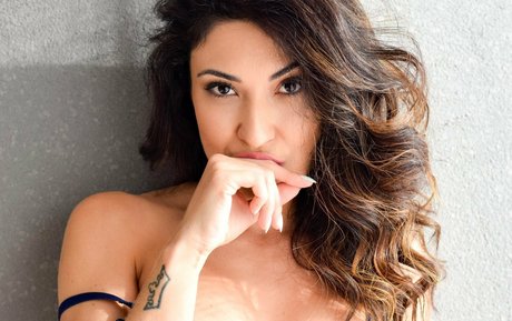 suisantana pornstar nudes pictures