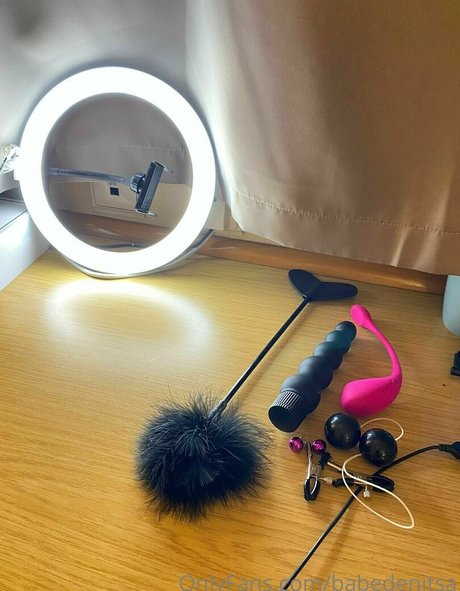 babedenitsa pretty pornstar image