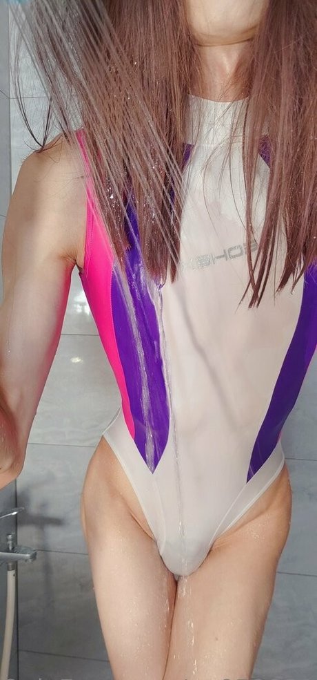 aa052931 free model archive