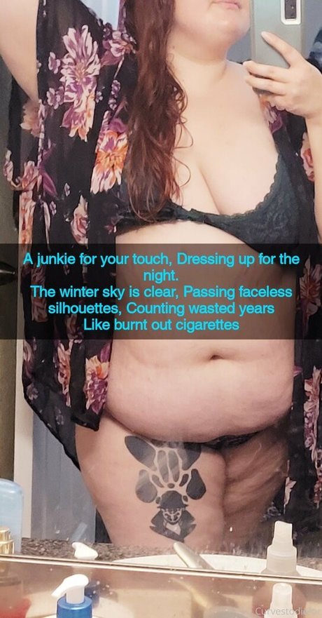 curvestodiefor sexy pornstar photo