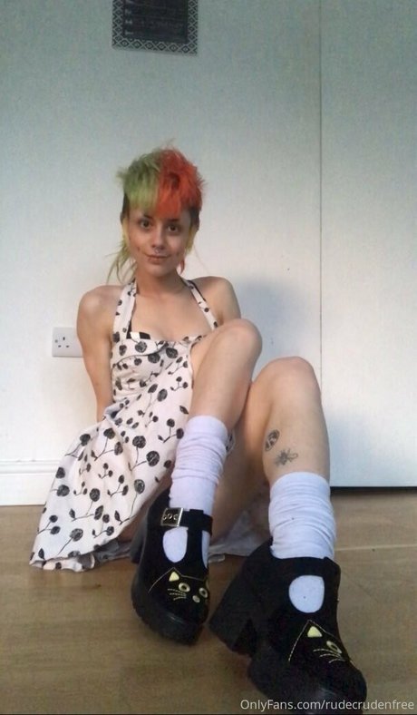 rudecrudenfree sex star image