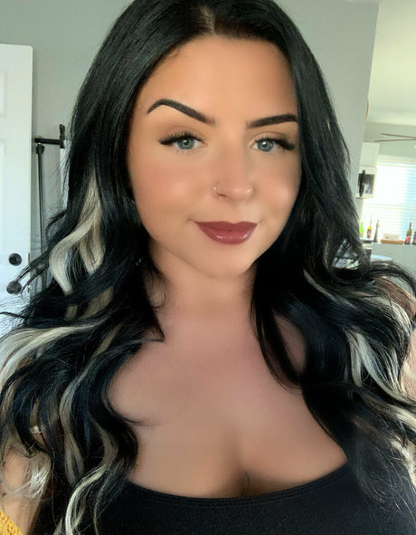 hay babe model high quality galleries