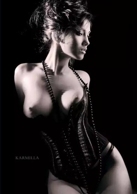 Manizha Faraday star naked archive