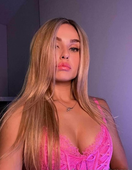 cum swallow onlyfans adult pictures