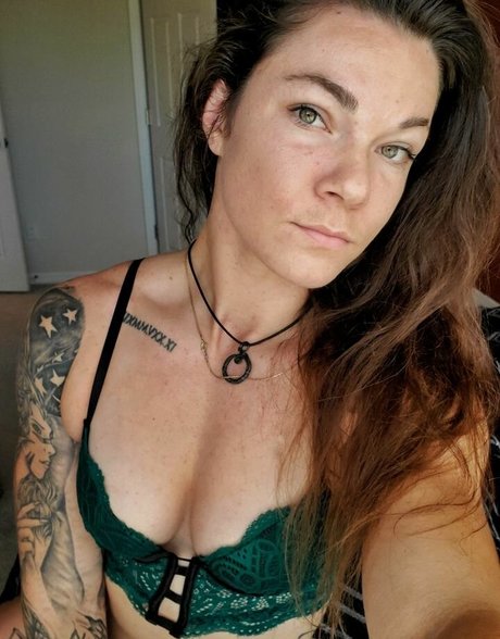 AmericanKat model naked images