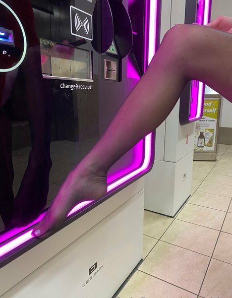 Abbivr pornstar top image